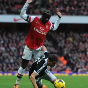 Arsenal vs Southampton: Bacary Sagna Clashes with Jay Rodriguez in Premier League Showdown