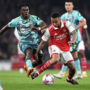 Arsenal vs Southampton: Gabriel Jesus Fights for Possession in Intense Premier League Clash