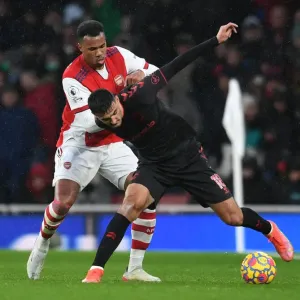 Arsenal vs. Southampton: Gabriel Magalhaes Faces Off Against Armando Broja in Premier League Clash