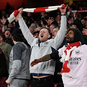 Arsenal vs Southampton: Passionate Fan Support at Emirates Stadium, Premier League 2022-23