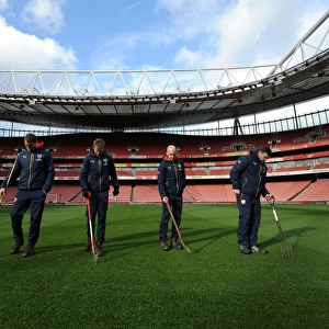Arsenal vs Swansea City: Pre-Match Pitch Inspection at Emirates Stadium (2015-16)