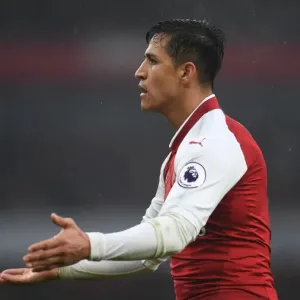 Arsenal vs. Tottenham: Alexis Sanchez Faces Off in Premier League Battle