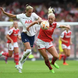 Arsenal vs. Tottenham: Clash of the London Rivals in FA Womens Super League Arsenal vs. Tottenham: Clash of the London Rivals in FA Womens Super League