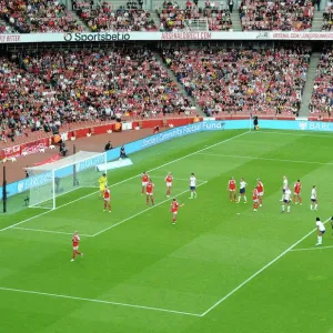 Arsenal vs. Tottenham: A Defensive Battle in the FA Womens Super League Arsenal vs. Tottenham: A Defensive Battle in the FA Womens Super League