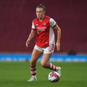 Arsenal vs. Tottenham: FA WSL Clash at Emirates Stadium (2021-22) Arsenal vs. Tottenham: FA WSL Clash at Emirates Stadium (2021-22)