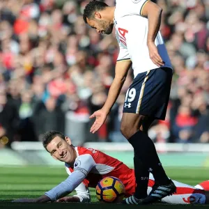 Arsenal vs. Tottenham: Intense Rivalry - Koscielny vs. Dembele Clash (Premier League 2016-17)