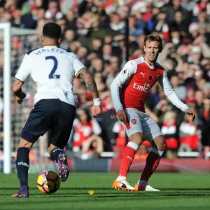 Arsenal vs. Tottenham: Monreal Shuts Down Walker in Intense Premier League Clash (2016-17)