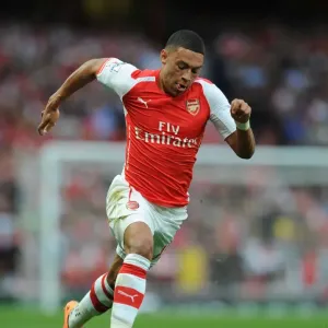 Arsenal vs. Tottenham: Oxlade-Chamberlain in Action (2014-15) Arsenal vs. Tottenham: Oxlade-Chamberlain in Action (2014-15)