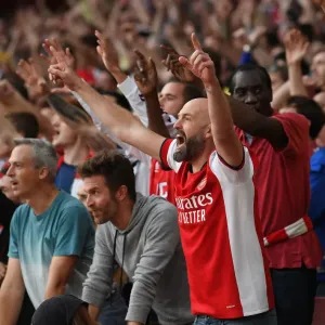 Arsenal vs. Tottenham Print: Emirates Stadium Matchday Scene Arsenal vs. Tottenham Print: Emirates Stadium Matchday Scene