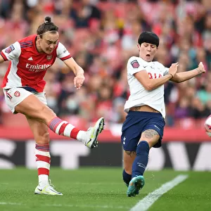 Arsenal vs. Tottenham: A Tense Shootout in the FA WSL - Caitlin Foord vs. Ashleigh Neville