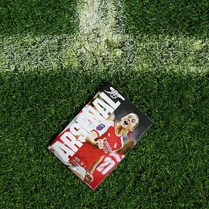 Arsenal vs. Tottenham Women's FA Cup Clash at Meadow Park