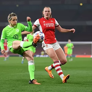 Arsenal vs. VfL Wolfsburg: Frida Maanum Closes In on Kathrin-Julia Hendrich in UEFA Women's Champions League Quarterfinal