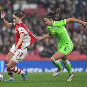Arsenal vs. VfL Wolfsburg: Vivianne Miedema Faces Off Against Lena Oberdorf in UEFA Women's Champions League Quarterfinals