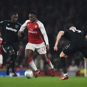 Arsenal vs. West Ham: Clash Between Welbeck and Collins, Obiang in Carabao Cup Quarterfinal Arsenal vs. West Ham: Clash Between Welbeck and Collins, Obiang in Carabao Cup Quarterfinal