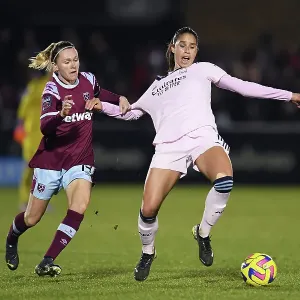 Arsenal vs. West Ham United: A Battle in the Barclays Women's Super League Arsenal vs. West Ham United: A Battle in the Barclays Women's Super League
