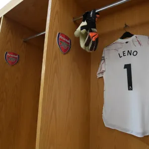 Arsenal vs. Wolverhampton Wanderers: Empty Emirates Showdown (2020-21) Arsenal vs. Wolverhampton Wanderers: Empty Emirates Showdown (2020-21)