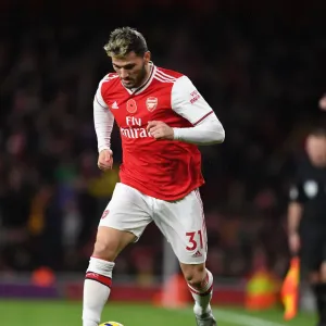 Arsenal vs. Wolverhampton Wanderers: Premier League Clash at Emirates Stadium (November 2019) Arsenal vs. Wolverhampton Wanderers: Premier League Clash at Emirates Stadium (November 2019)