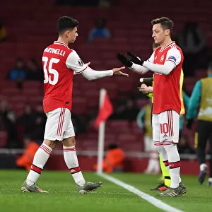 Arsenal Welcome Eintracht Frankfurt: Ozil Subs In for Martinelli in Europa League Clash