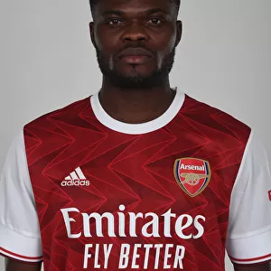 Arsenal Welcomes Thomas Partey: New Signing Unveiled at London Colney