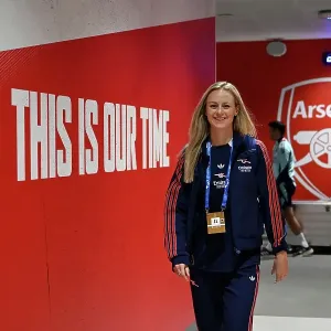 Arsenal WFC v Olympique Lyonnais - UEFA Women's Champions League Semi Final First Leg