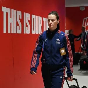 Arsenal WFC v Olympique Lyonnais - UEFA Women's Champions League Semi Final First Leg