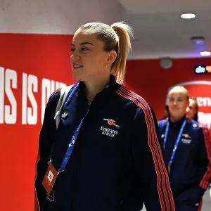 Arsenal WFC v Olympique Lyonnais - UEFA Women's Champions League Semi Final First Leg