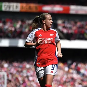 Arsenal WFC v Olympique Lyonnais - UEFA Women's Champions League Semi Final First Leg Arsenal WFC v Olympique Lyonnais - UEFA Women's Champions League Semi Final First Leg