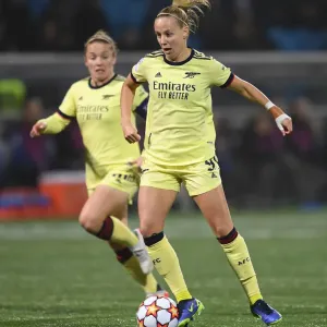 Arsenal WFC's Beth Mead Battles for Champions League Victory Against HB Koge