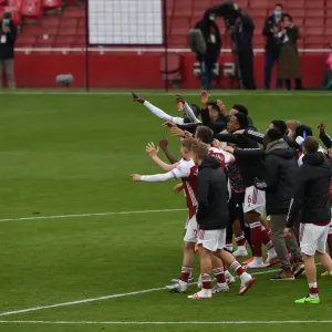 Arsenal Wins Premier League: David Luiz and Team Celebrate Title Triumph over Brighton & Hove Albion Arsenal Wins Premier League: David Luiz and Team Celebrate Title Triumph over Brighton & Hove Albion