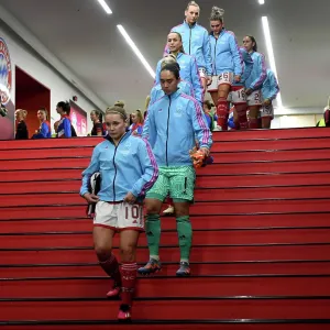 Arsenal Women Prints: Bayern Munich v Arsenal Women 2022-23