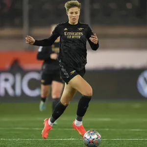 Arsenal Women Battle FC Zürich in UEFA Champions League Clash