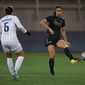 Arsenal Women Battle FC Zürich in UEFA Champions League Clash