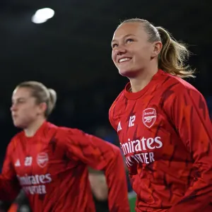 Arsenal Women Battle Leicester City in Barclays WSL Showdown at The King Power Stadium Arsenal Women Battle Leicester City in Barclays WSL Showdown at The King Power Stadium