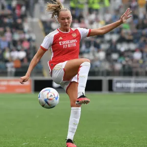 Arsenal Women Battle Linkopings FC in UEFA Champions League Group 3 Showdown (September 2023)
