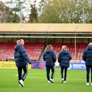Arsenal Women Take on Brighton & Hove Albion in Barclays Super League Showdown