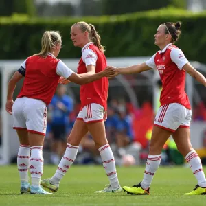 Arsenal Women: Caitlin Foord Scores in Pre-Season Victory Over Brighton & Hove Albion Arsenal Women: Caitlin Foord Scores in Pre-Season Victory Over Brighton & Hove Albion