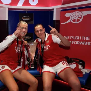 Arsenal Women Celebrate Conti Cup Victory over Chelsea