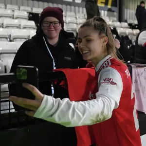 Arsenal Women Celebrate FA WSL Cup Triumph Over Aston Villa