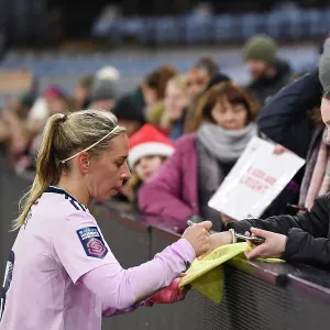 Arsenal Women Celebrate Victory Over Aston Villa in Barclays WSL Arsenal Women Celebrate Victory Over Aston Villa in Barclays WSL