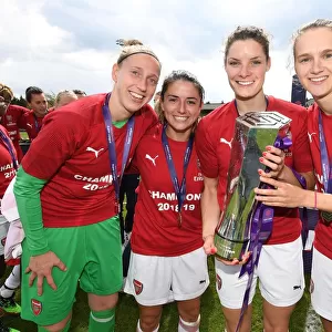 Arsenal Women Celebrate WSL Title with Van Veenendaal, Van de Donk, Bloodworth, and Miedema