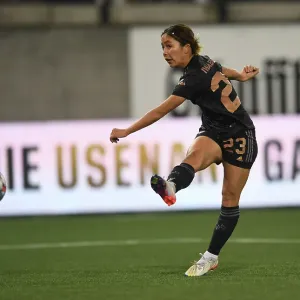 Arsenal Women Crush FC Zurich in UEFA Champions League: Mana Iwabuchi Scores Ninth Goal