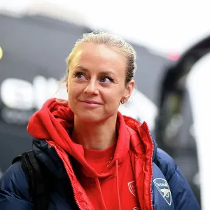 Arsenal Women Face Brighton & Hove Albion in Barclays Super League Clash