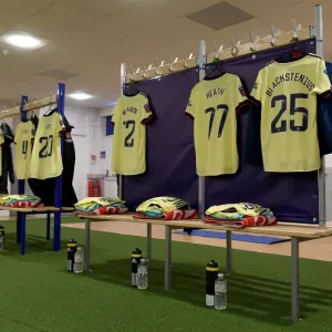 Arsenal Women: Gear Up for Chelsea Showdown in the Changing Room Arsenal Women: Gear Up for Chelsea Showdown in the Changing Room