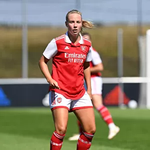 Arsenal Women: Gearing Up for the New Season in Germany - Training Sessions in Herzogenaurach