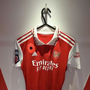 Arsenal Women Honor Remembrance Day with Poppy Shirts vs Manchester United (FA Women's Super League 2022-23)