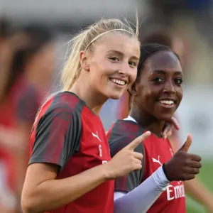 Arsenal Women: Leah Williamson and Danielle Carter Pre-Season Training, Ready for Arsenal Ladies vs. Everton Ladies Arsenal Women: Leah Williamson and Danielle Carter Pre-Season Training, Ready for Arsenal Ladies vs. Everton Ladies