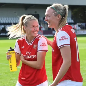 Arsenal Women: Leah Williamson and Louise Quinn Embrace in Heartfelt Post-Match Moment