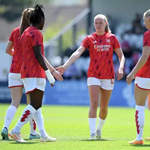 Arsenal Women: Pre-Match Huddle at Meadow Park Before Taking on Aston Villa
