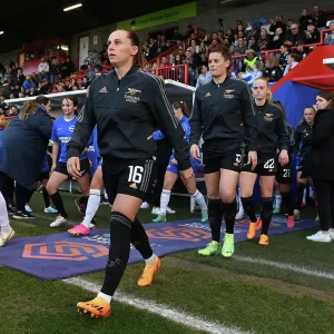 Arsenal Women Prepare for Kick-off Against Brighton & Hove Albion in FA WSL Arsenal Women Prepare for Kick-off Against Brighton & Hove Albion in FA WSL