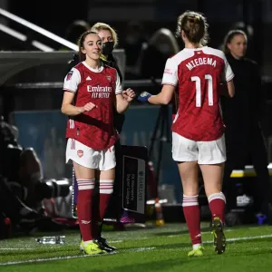 Arsenal Women Substitute Lisa Evans Replaces Vivianne Miedema Against Manchester United in Empty Meadow Park Arsenal Women Substitute Lisa Evans Replaces Vivianne Miedema Against Manchester United in Empty Meadow Park